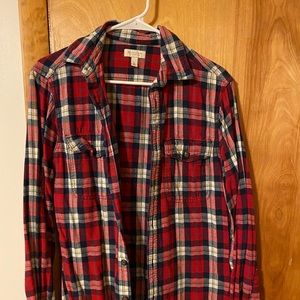 Fall/Winter Flannel, true to size small, nice and thick fabric for staying warm.